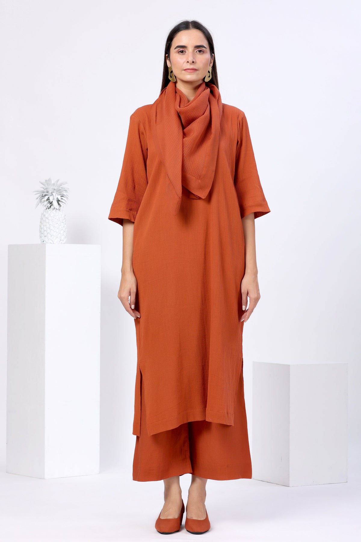 Half Sleeves Loose Kurta Set with Stole - ILMA