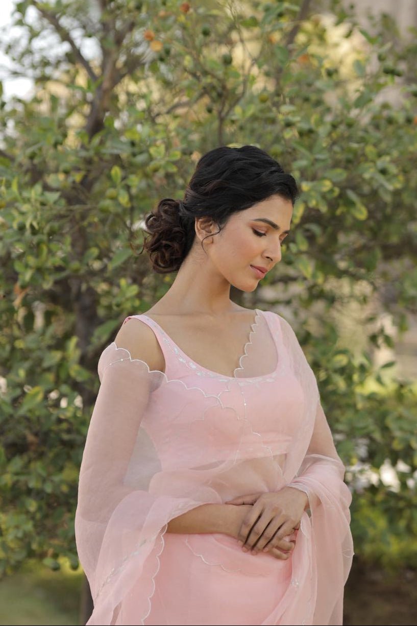 Aneet Padda in Striped Hand Embellished Saree in Saiyaara - ILMA