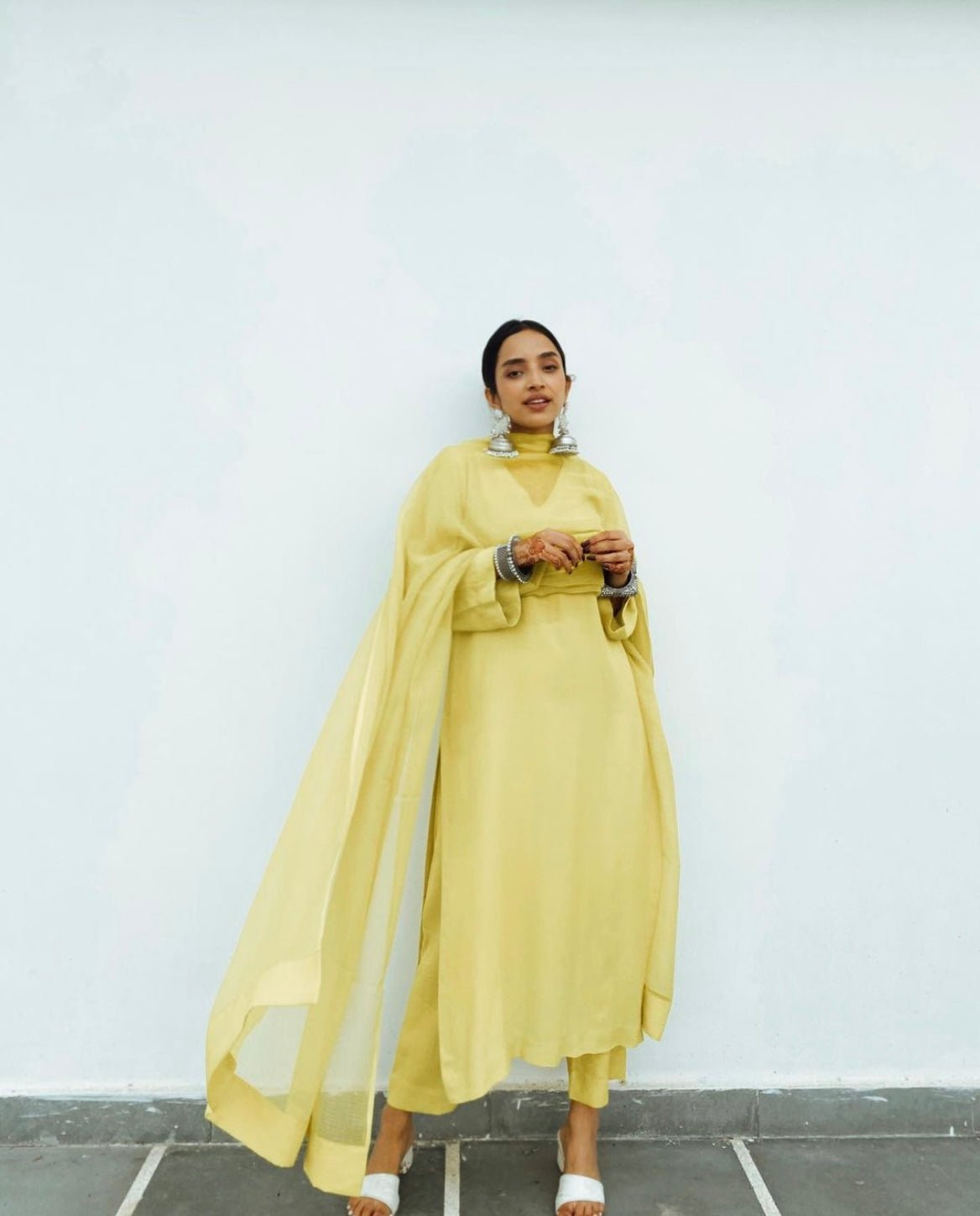 Diksha Rawat in Full Sleeves Straight Cut Suit Set - ILMA