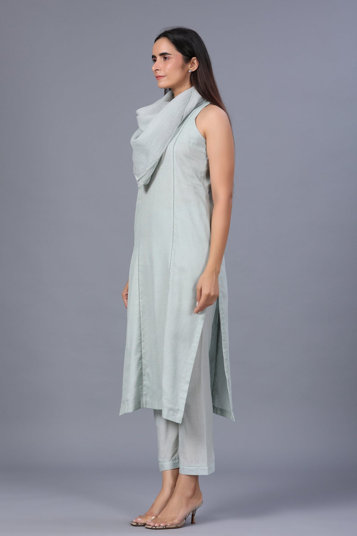 Doriya Straight Kurta Set with Scarf - ILMA