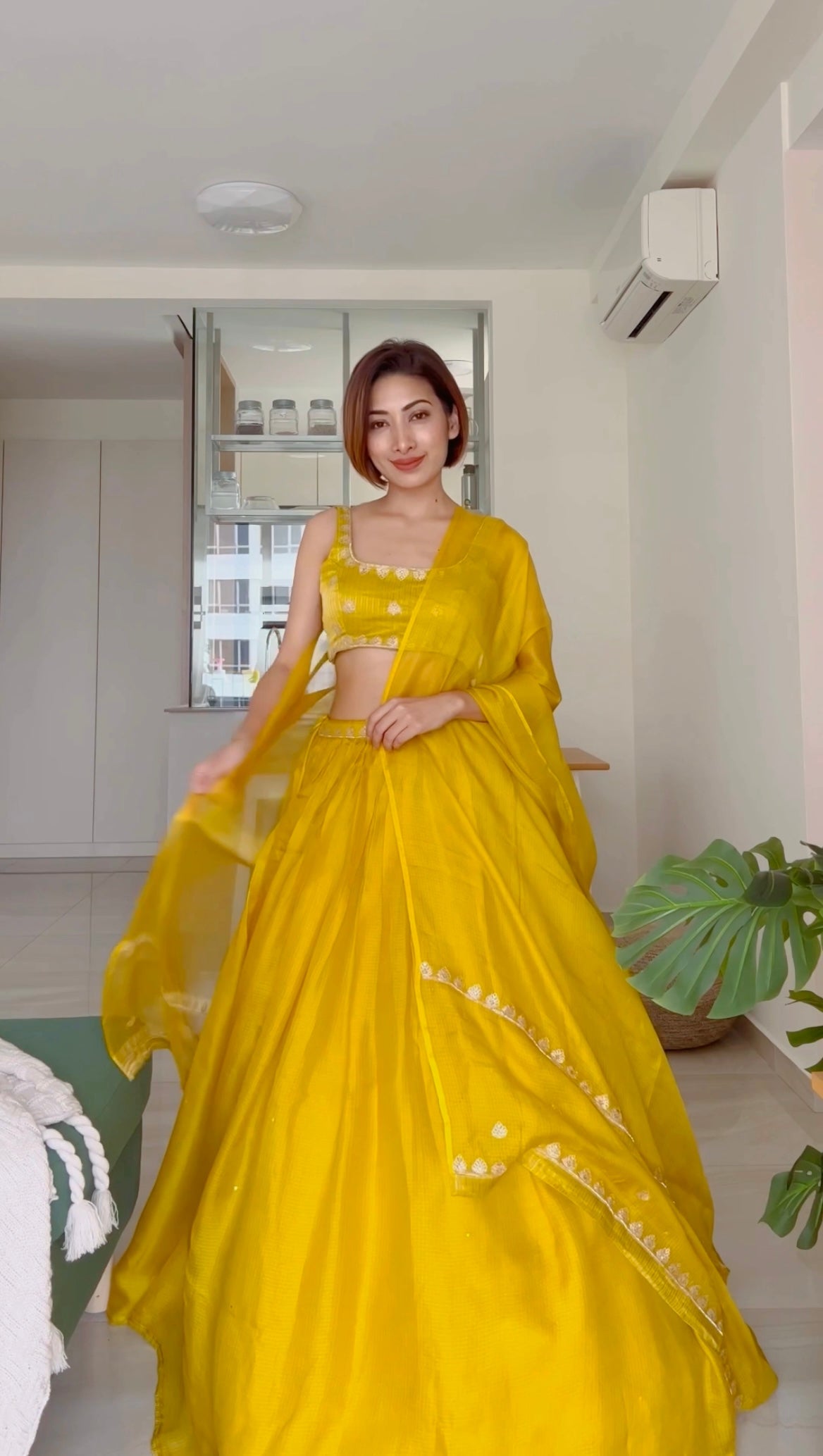 Isha Bora in Sunehri Lehanga Set - ILMA