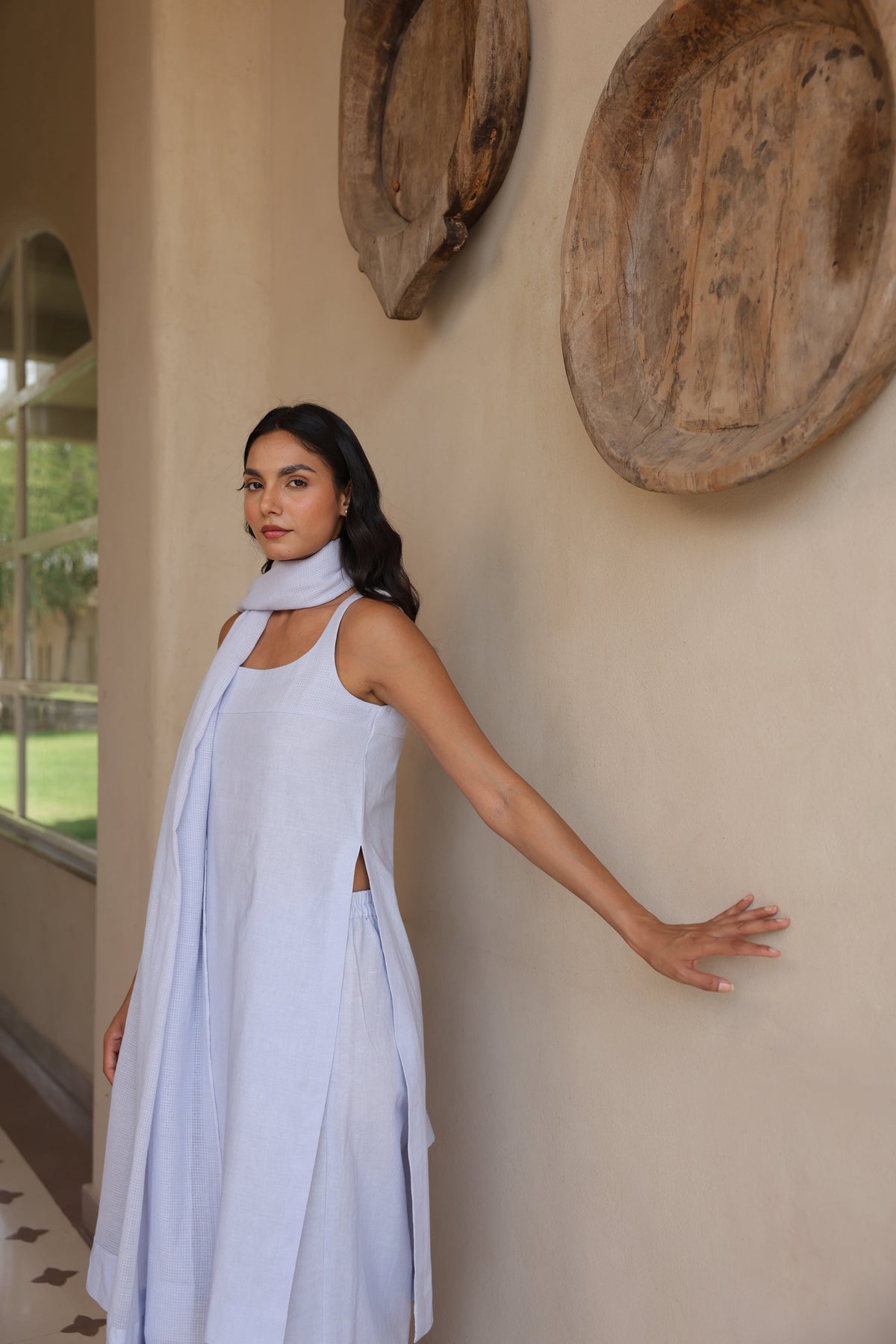 Jane Linen Sleeveless Suit with Dupatta - ILMA