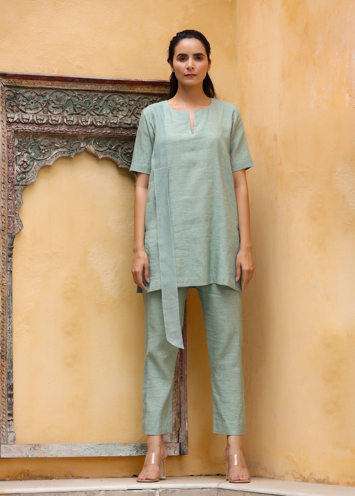 Linen Kurta Set with Doriya Strap - ILMA