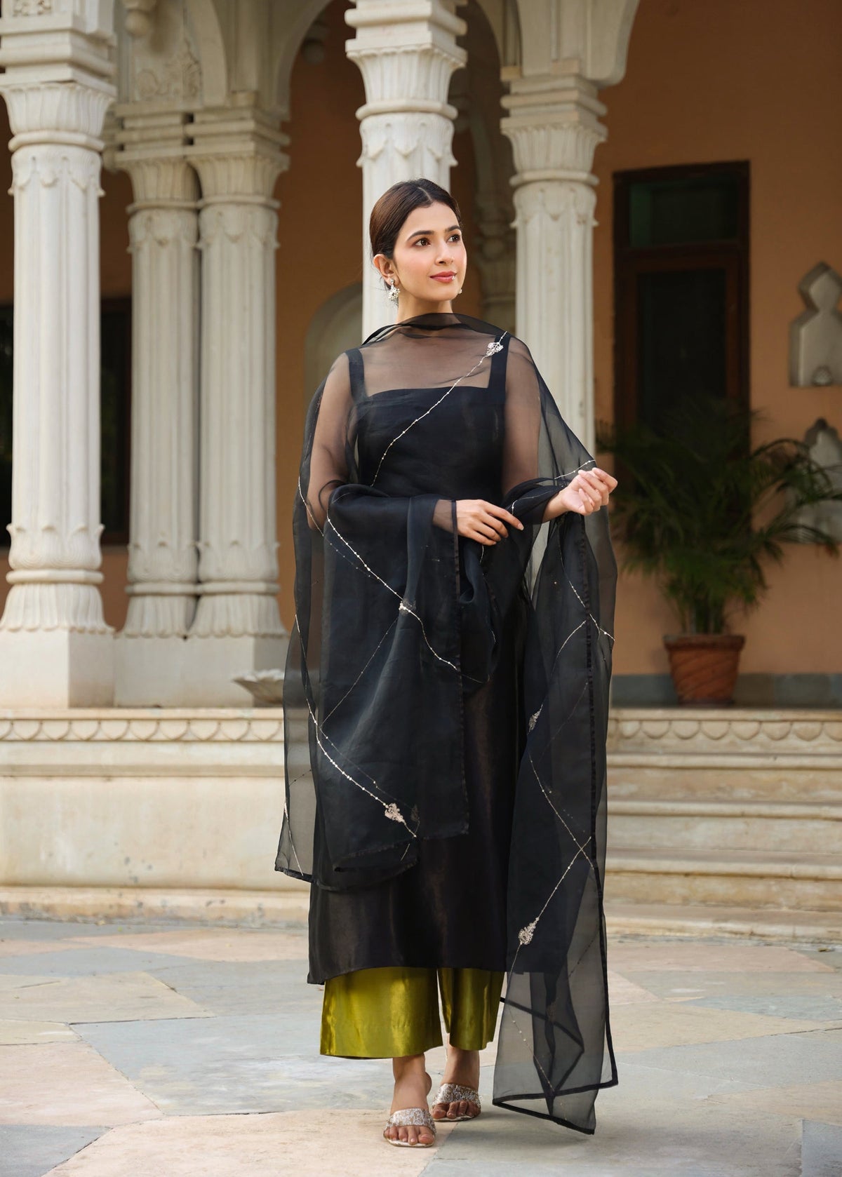 Nitasha in Yamini Suit Set - ILMA