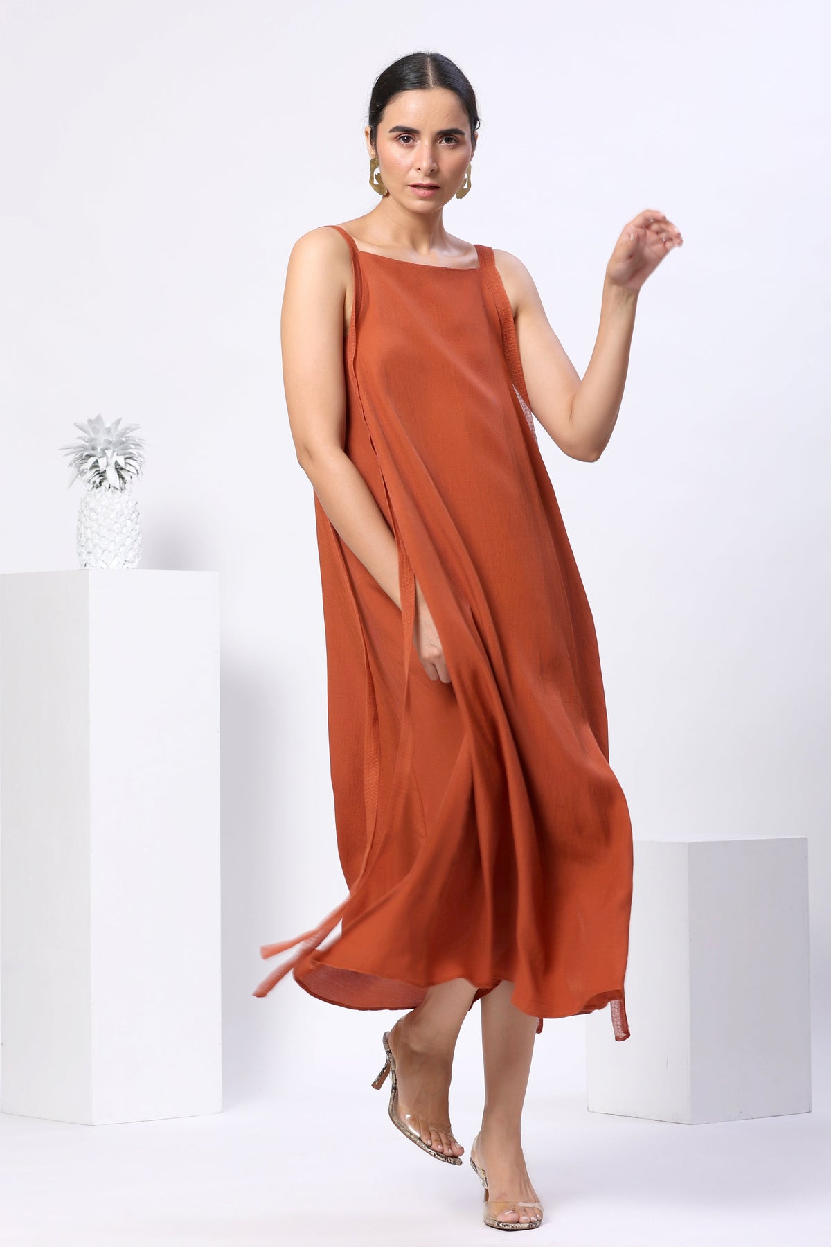 Sleeveless Tunic with Side Tie Ups - ILMA