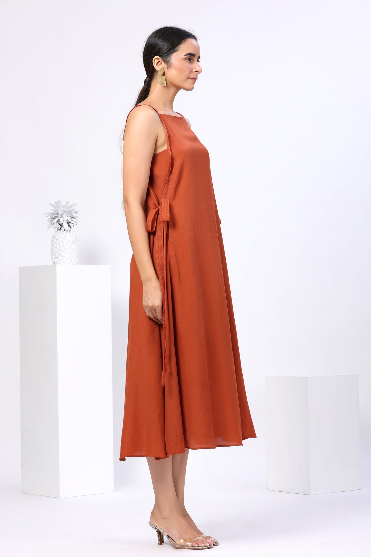 Sleeveless Tunic with Side Tie Ups - ILMA