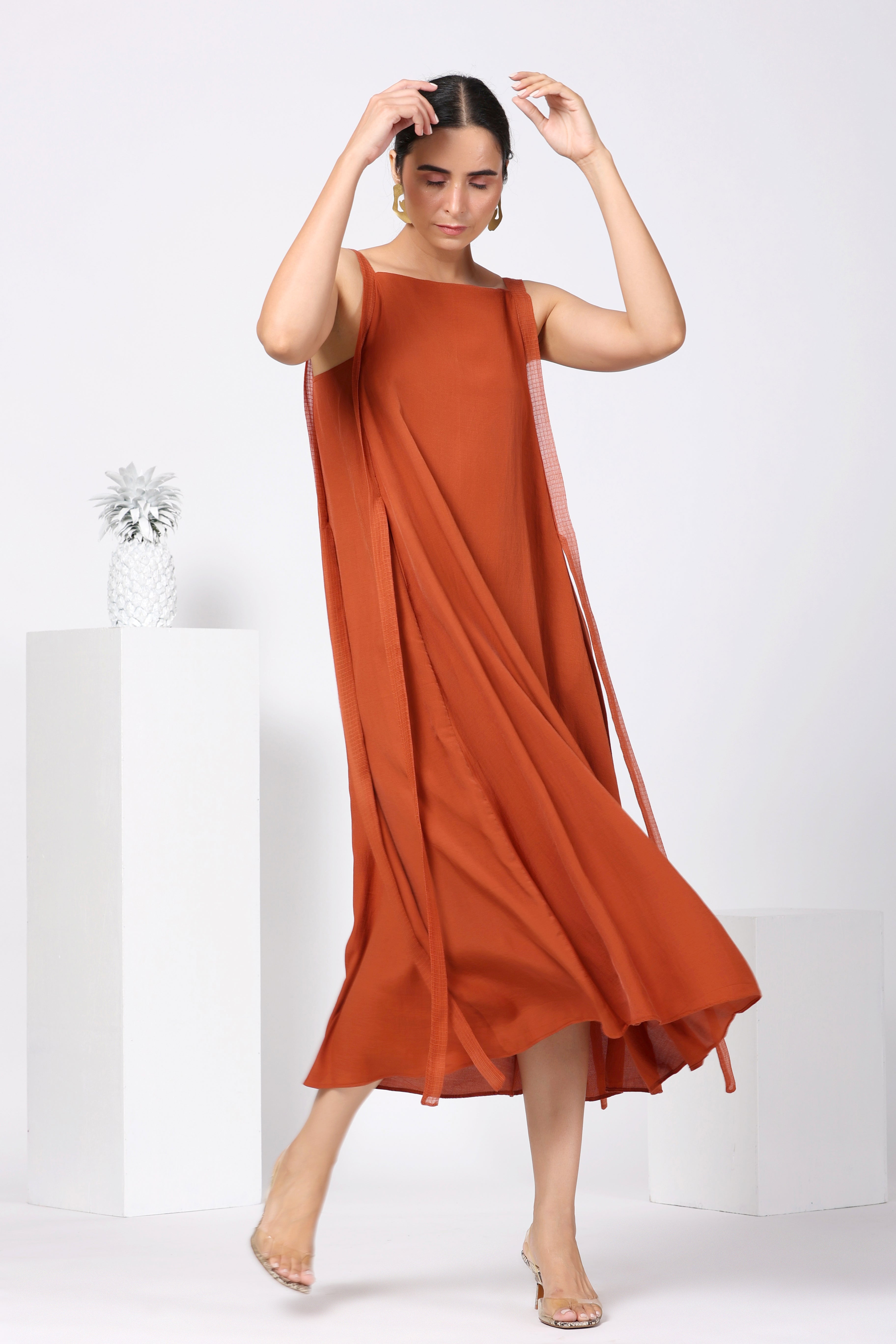 Sleeveless Tunic with Side Tie Ups - ILMA