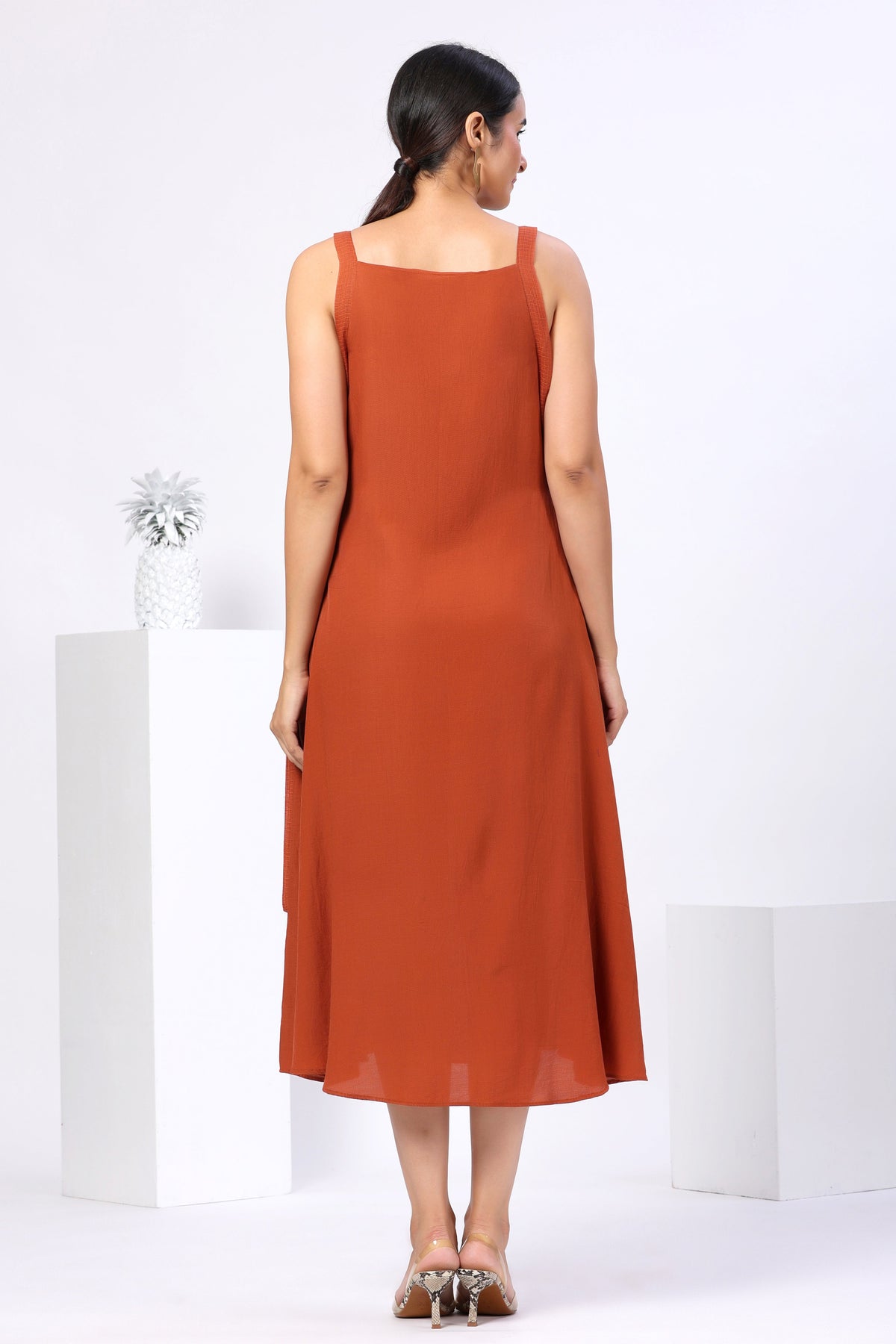 Sleeveless Tunic with Side Tie Ups - ILMA