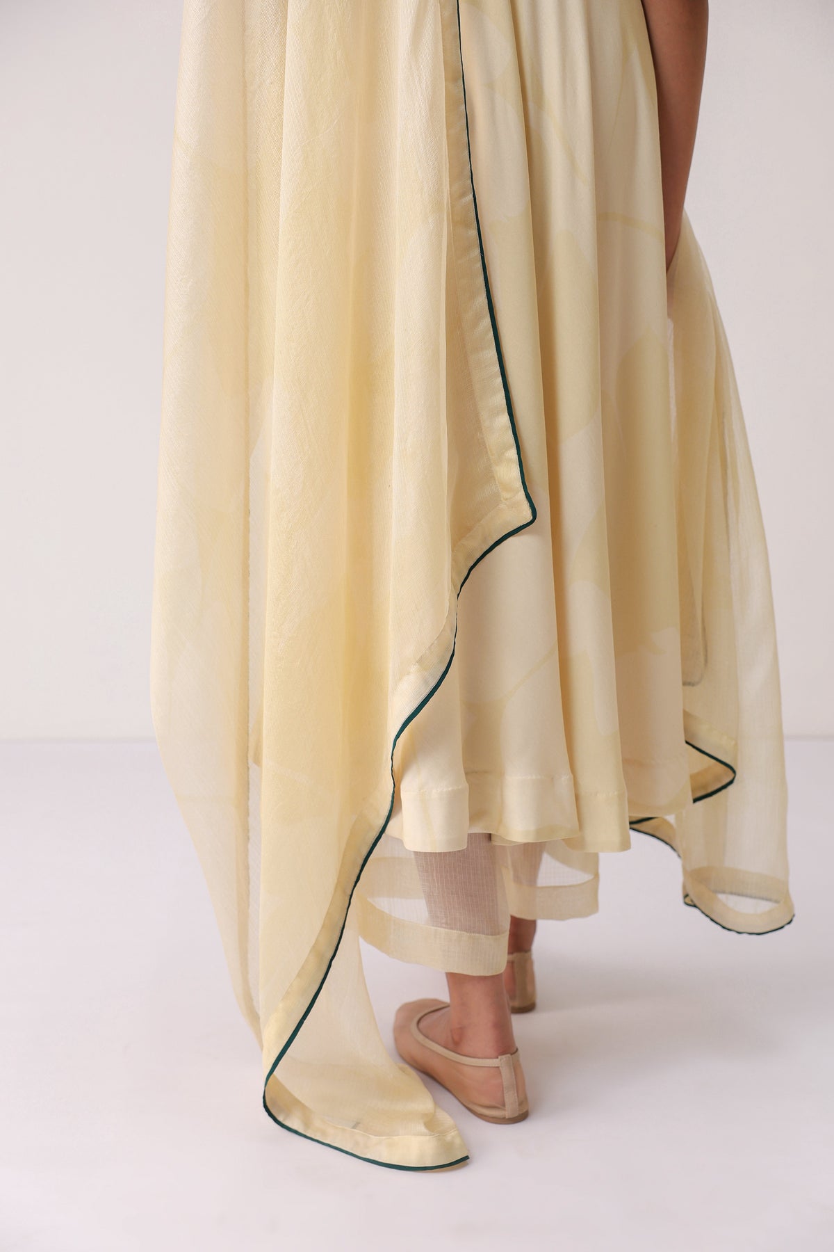 Soft Bloom Anarkali Set - ILMA