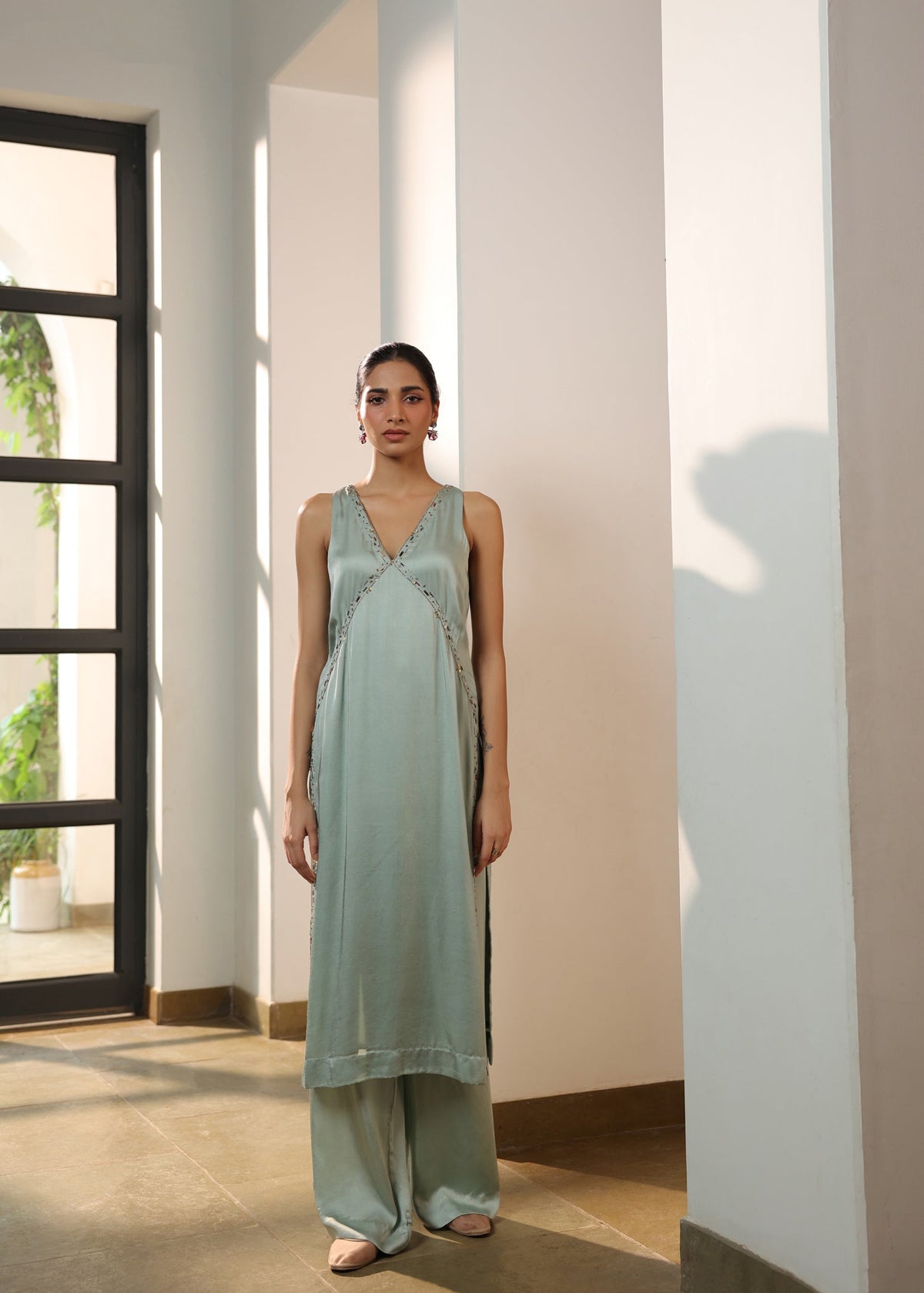 Sonali in Eesha Suit Set - ILMA