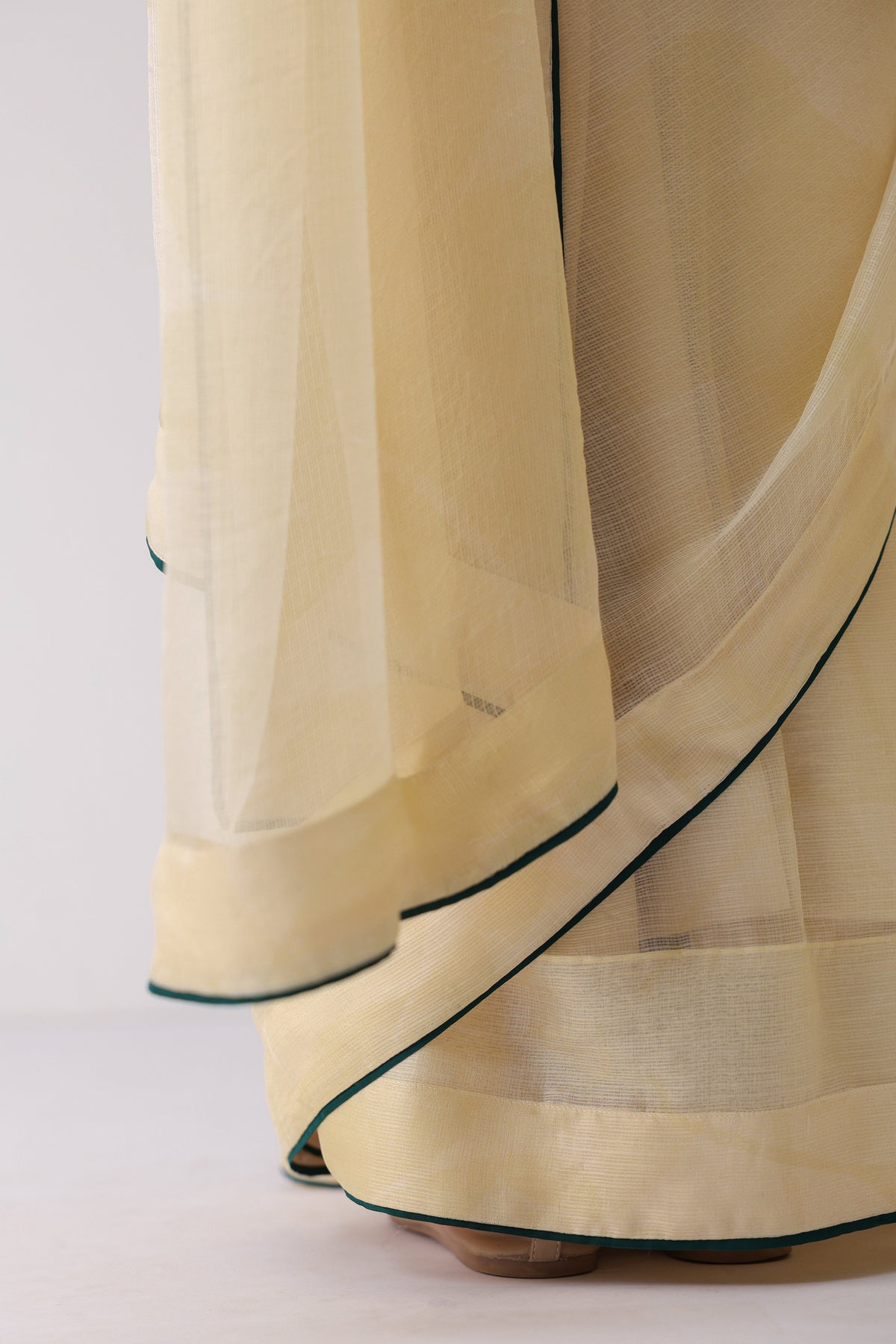 Summer Bloom Saree with Blouse - ILMA